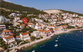 2 Bedroom Beautiful Home In Komarna